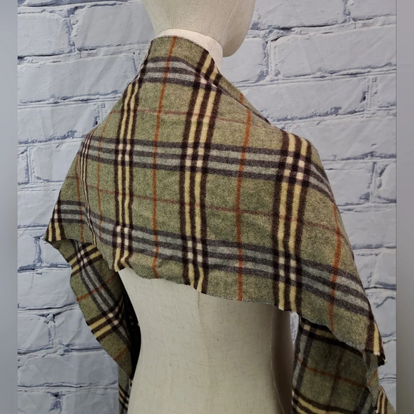 Burberry Vintage Scarf Nova Check 100% Cashmere England 90s Y2K 60" x 12" - Picture 9 of 16